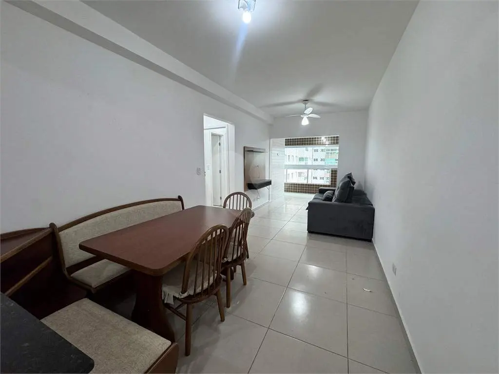 Apartamento para Venda em Praia Grande, Forte, 2 dormitórios, 1 suíte, 2 banheiros, 1 vaga