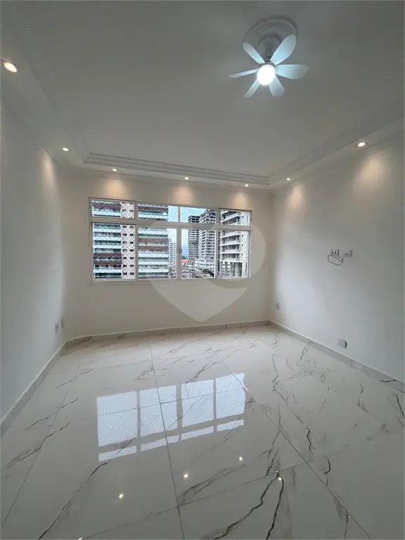 Apartamento para Venda em Praia Grande, Guilhermina, 3 dormitórios, 1 suíte, 2 banheiros, 1 vaga