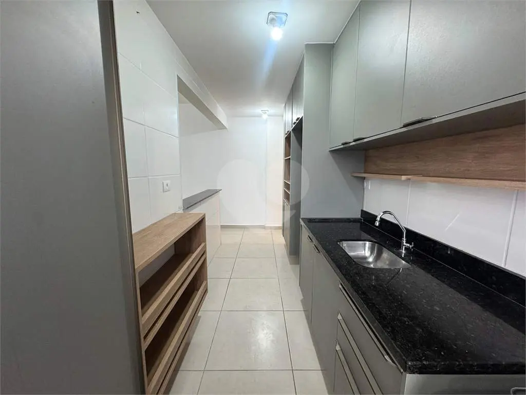 Apartamento para Venda em Praia Grande, Forte, 2 dormitórios, 1 suíte, 2 banheiros, 1 vaga