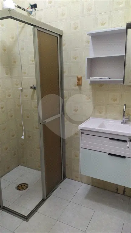 Casa para Locação em Praia Grande, Boqueirão, 3 dormitórios, 1 suíte, 2 banheiros, 2 vagas