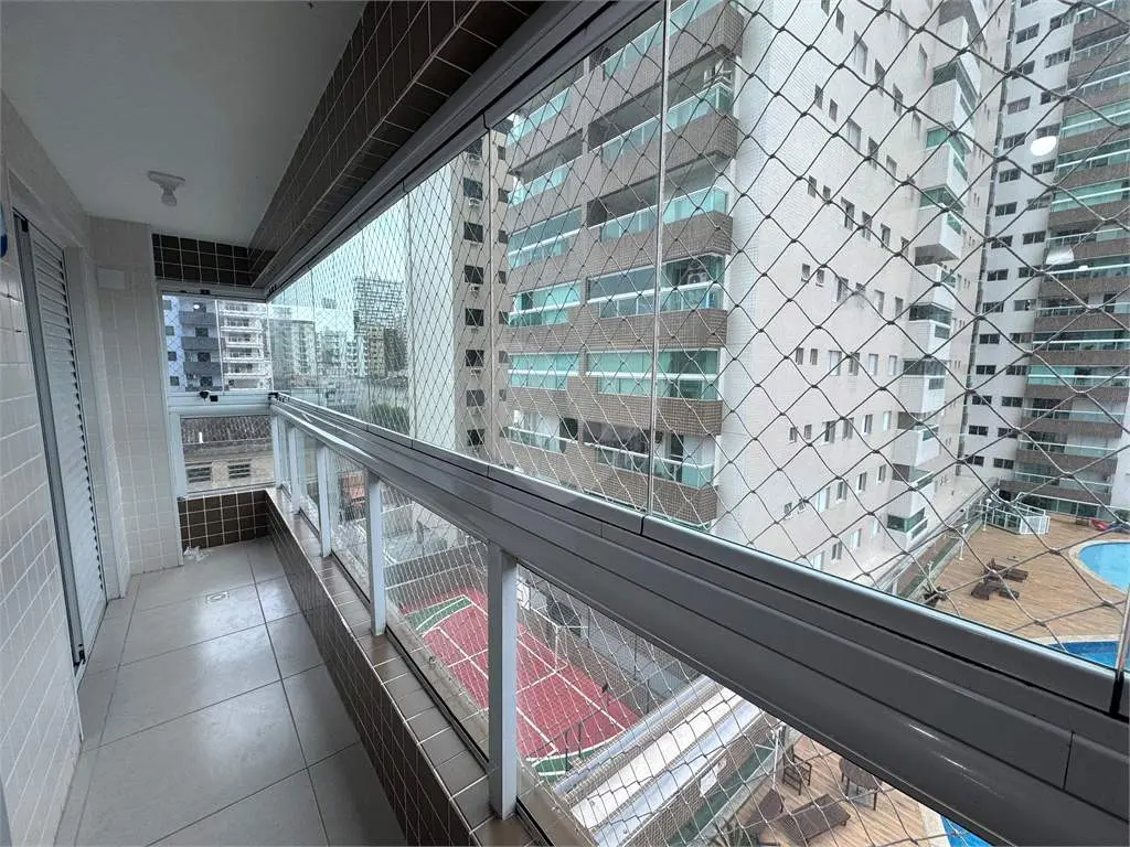 Apartamento para Venda em Praia Grande, Forte, 2 dormitórios, 1 suíte, 2 banheiros, 1 vaga
