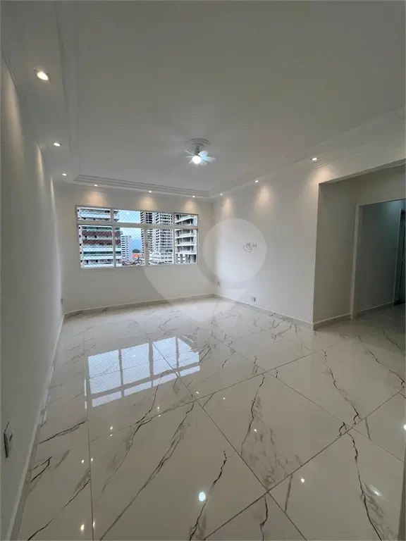 Apartamento para Venda em Praia Grande, Guilhermina, 3 dormitórios, 1 suíte, 2 banheiros, 1 vaga