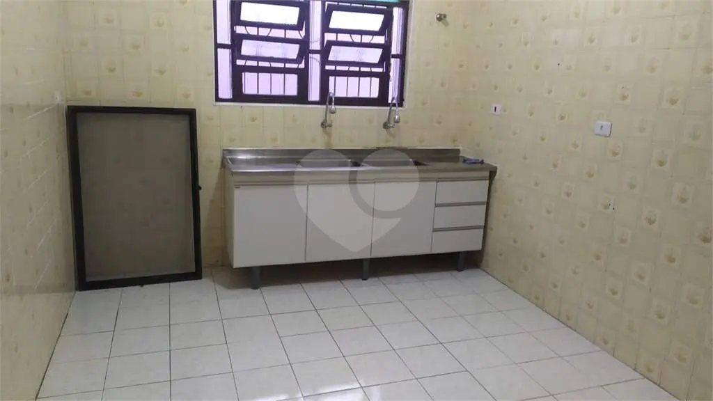 Casa para Locação em Praia Grande, Boqueirão, 3 dormitórios, 1 suíte, 2 banheiros, 2 vagas