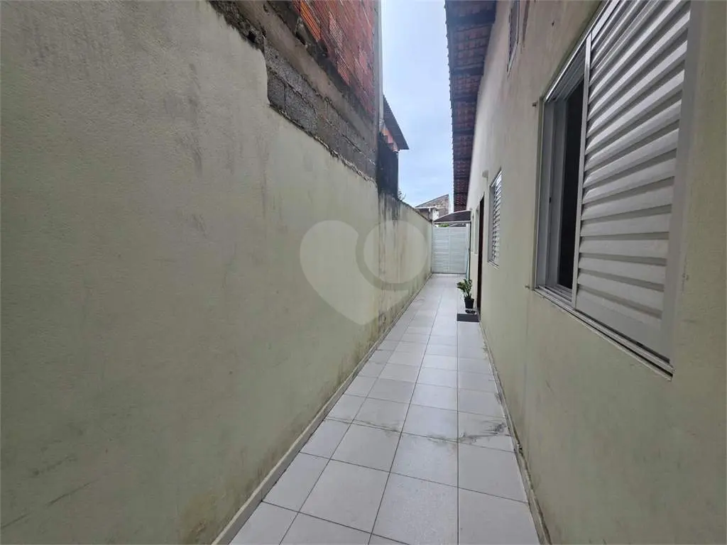 Casa para Venda em Praia Grande, Vila mirim, 2 dormitórios, 1 banheiro, 1 vaga