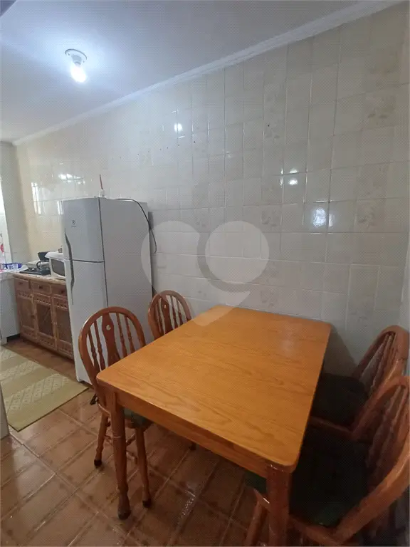 Apartamento para Venda em Praia Grande, Guilhermina, 2 dormitórios, 1 banheiro