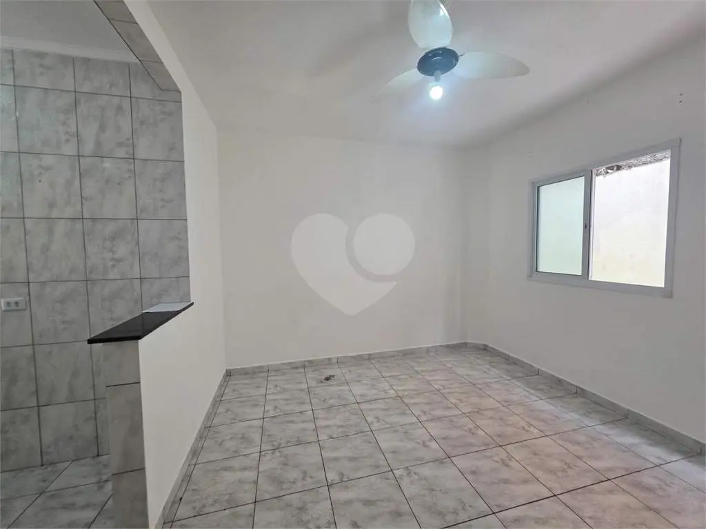 Casa para Venda em Praia Grande, Vila mirim, 2 dormitórios, 1 banheiro, 1 vaga