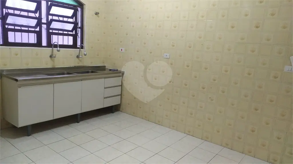 Casa para Locação em Praia Grande, Boqueirão, 3 dormitórios, 1 suíte, 2 banheiros, 2 vagas