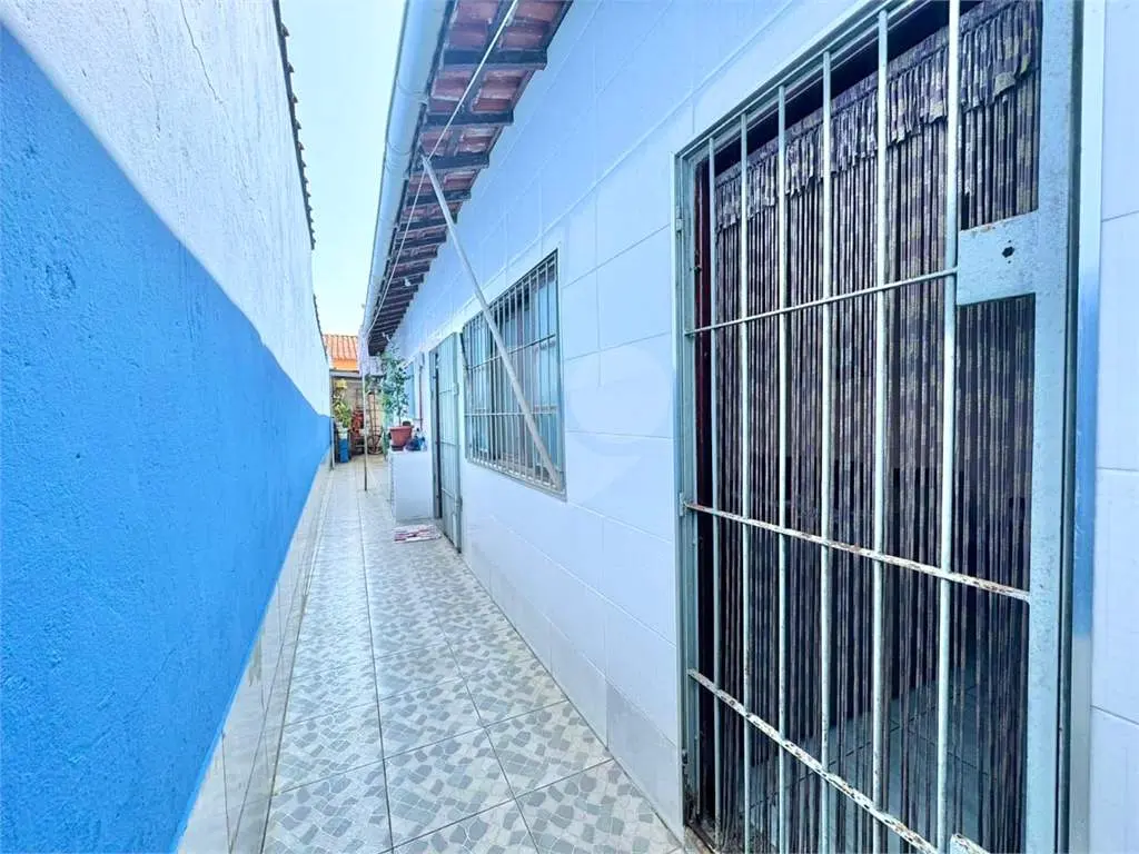 Casa para Venda em Praia Grande, Caiçara, 2 dormitórios, 1 suíte, 2 banheiros, 2 vagas