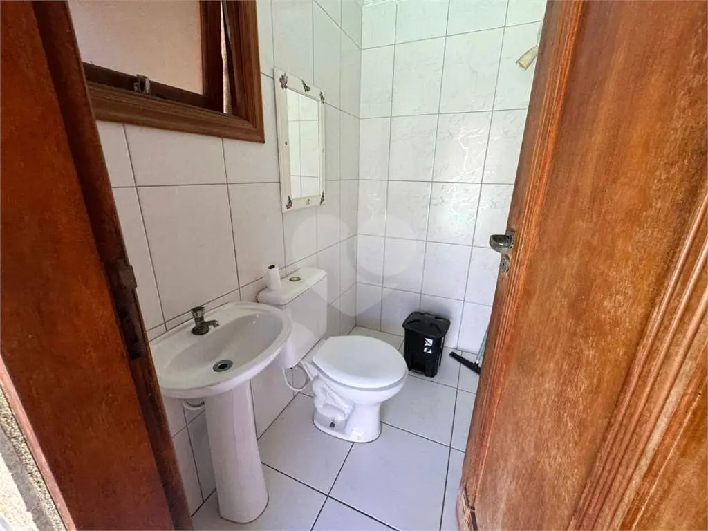 Casa para Venda em Praia Grande, Caiçara, 2 dormitórios, 1 suíte, 2 banheiros, 2 vagas