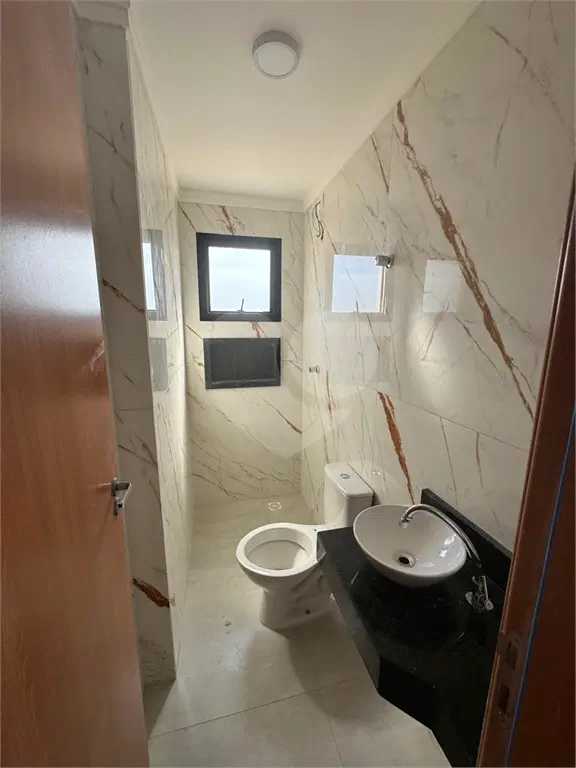 Apartamento para Venda em Praia Grande, Maracanã, 3 dormitórios, 1 suíte, 2 banheiros, 2 vagas