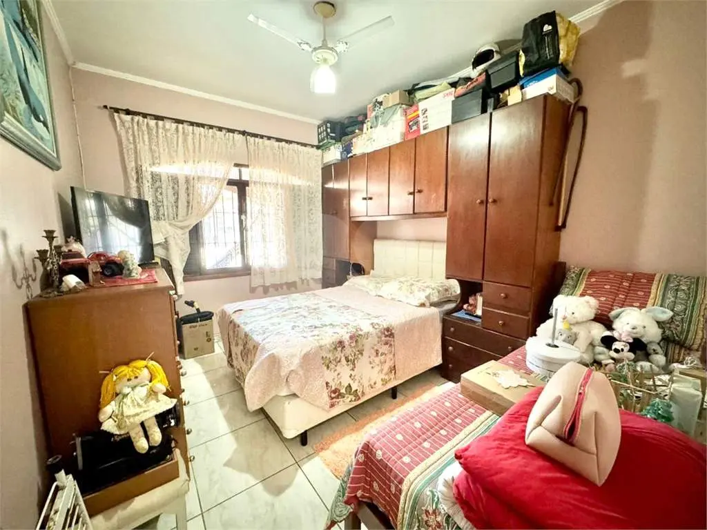 Casa para Venda em Praia Grande, Caiçara, 2 dormitórios, 1 suíte, 2 banheiros, 2 vagas