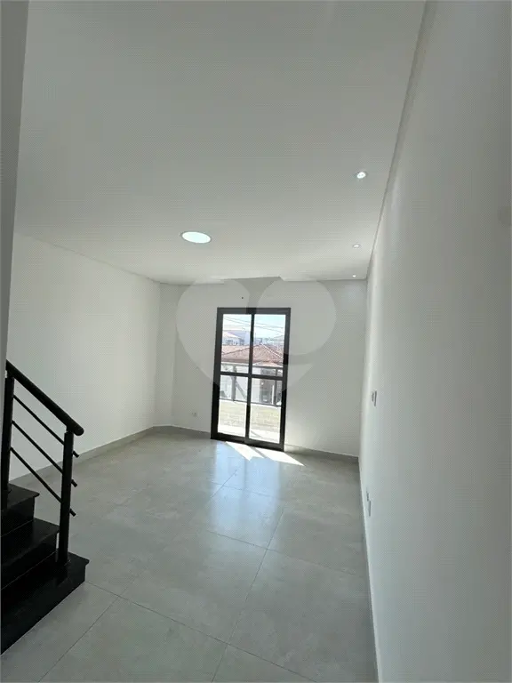 Apartamento para Venda em Praia Grande, Maracanã, 3 dormitórios, 1 suíte, 2 banheiros, 2 vagas