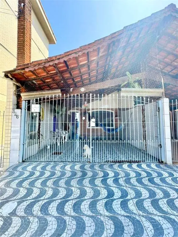 Casa para Venda em Praia Grande, Caiçara, 2 dormitórios, 1 suíte, 2 banheiros, 2 vagas
