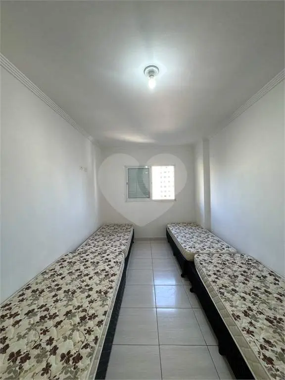 Apartamento para Venda em Praia Grande, Guilhermina, 2 dormitórios, 1 suíte, 2 banheiros, 2 vagas