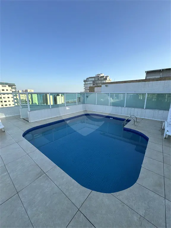 Apartamento para Venda em Praia Grande, Guilhermina, 2 dormitórios, 1 suíte, 2 banheiros, 2 vagas