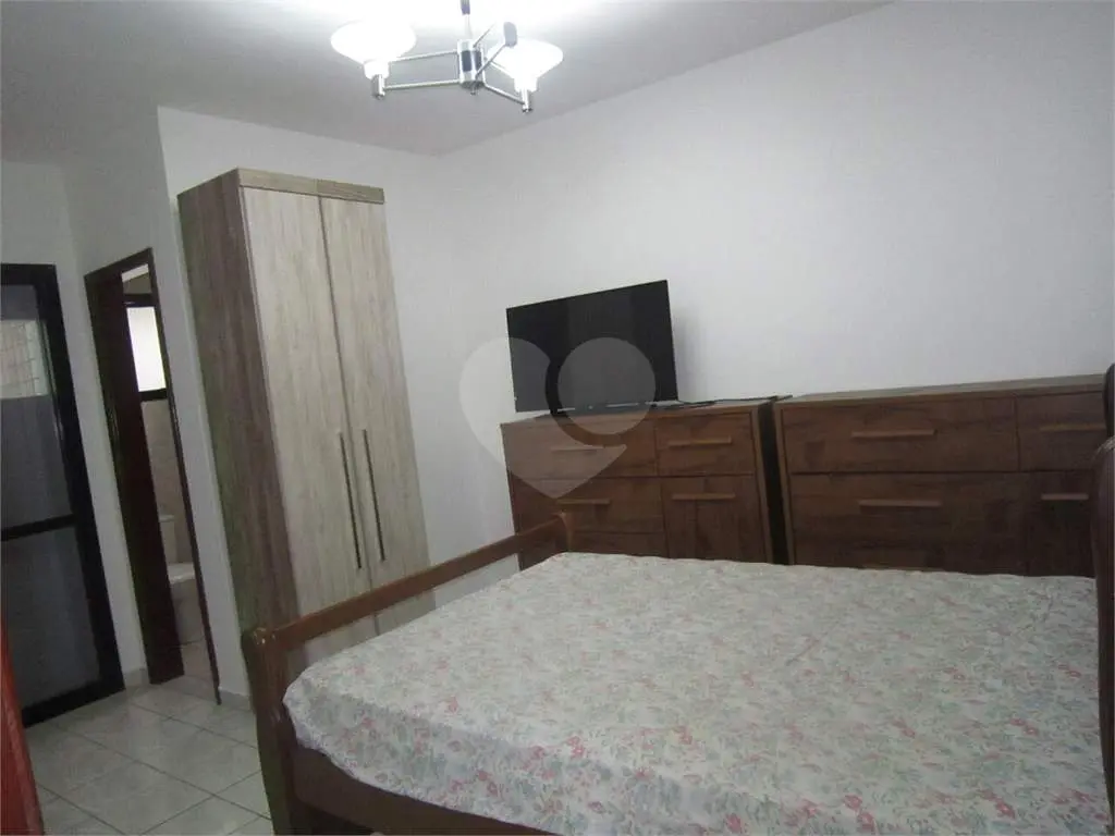 Apartamento para Venda em Praia Grande, Vila Guilhermina, 2 dormitórios, 1 suíte, 2 banheiros, 2 vagas