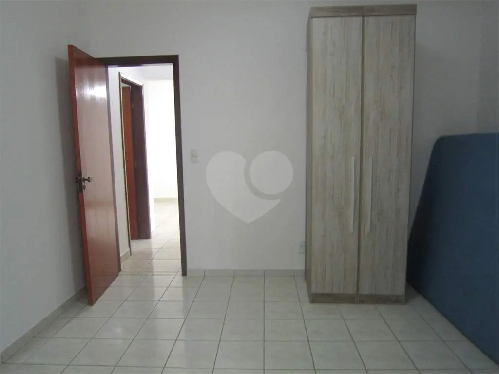 Apartamento para Venda em Praia Grande, Vila Guilhermina, 2 dormitórios, 1 suíte, 2 banheiros, 2 vagas