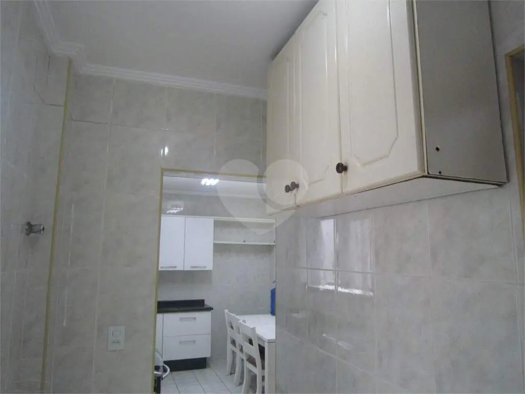 Apartamento para Venda em Praia Grande, Vila Guilhermina, 2 dormitórios, 1 suíte, 2 banheiros, 2 vagas