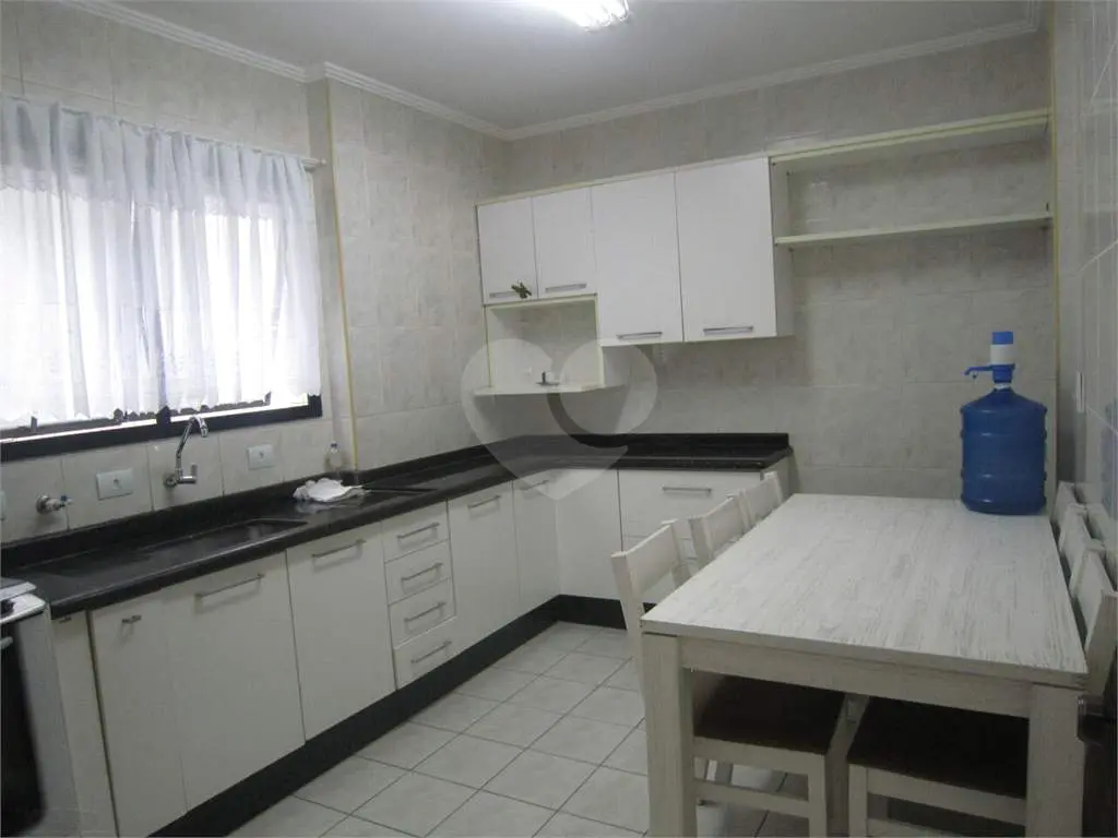 Apartamento para Venda em Praia Grande, Vila Guilhermina, 2 dormitórios, 1 suíte, 2 banheiros, 2 vagas