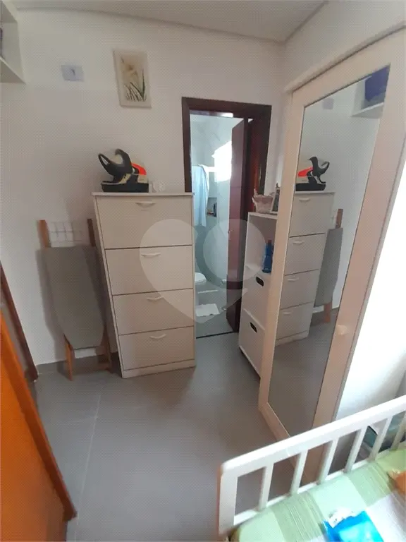 Casa para Venda em Praia Grande, Guilhermina, 2 dormitórios, 2 suítes, 3 banheiros, 2 vagas