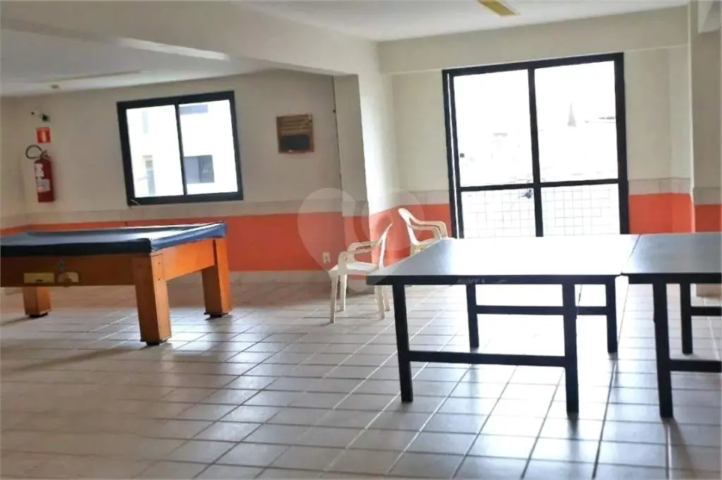 Apartamento para Venda em Praia Grande, Vila Guilhermina, 2 dormitórios, 1 suíte, 2 banheiros, 2 vagas