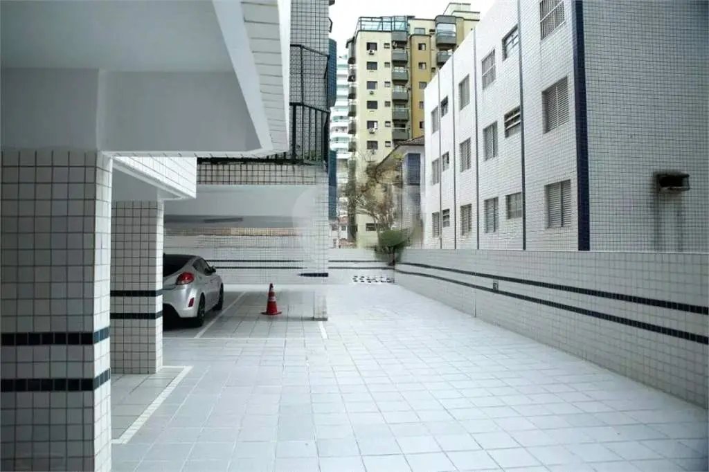 Apartamento para Venda em Praia Grande, Vila Guilhermina, 2 dormitórios, 1 suíte, 2 banheiros, 2 vagas