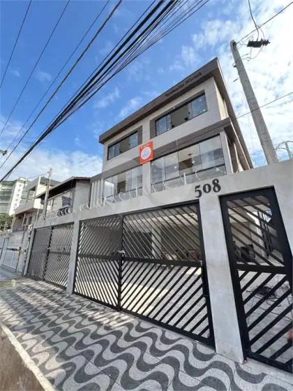 Casa para Venda em Praia Grande, Guilhermina, 2 dormitórios, 1 suíte, 1 banheiro, 1 vaga