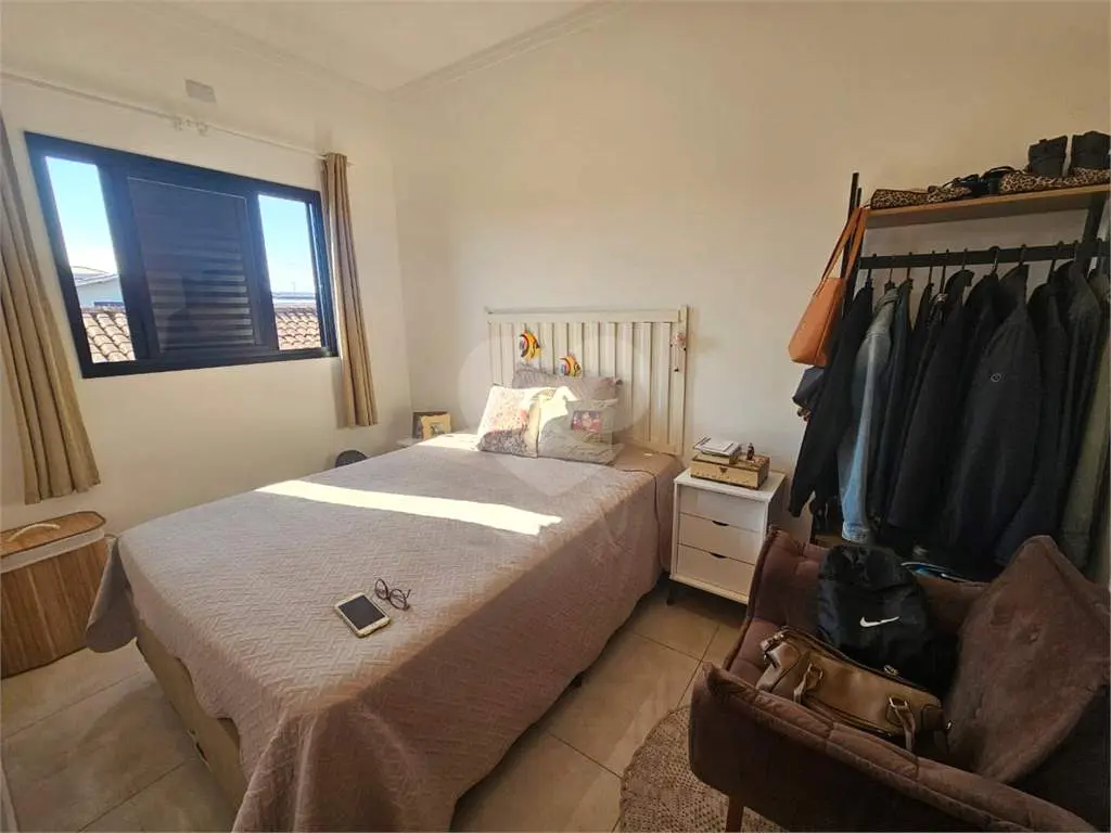 Casa para Venda em Praia Grande, Guilhermina, 2 dormitórios, 1 banheiro, 1 vaga