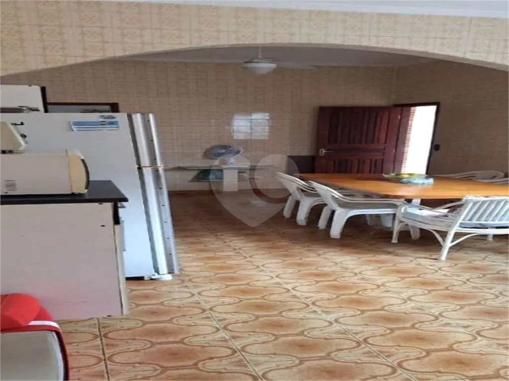 Casa para Venda em Praia Grande, Antártica, 2 dormitórios, 1 suíte, 2 banheiros, 6 vagas