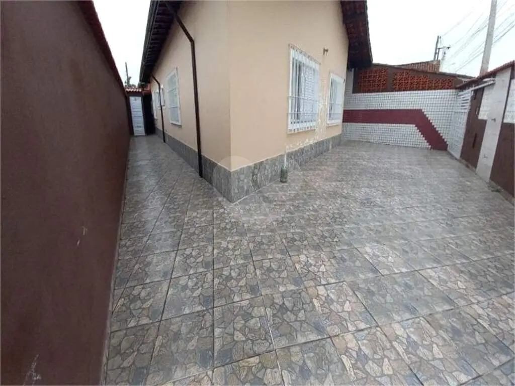 Casa para Venda em Praia Grande, Caiçara, 3 dormitórios, 1 suíte, 2 banheiros, 6 vagas