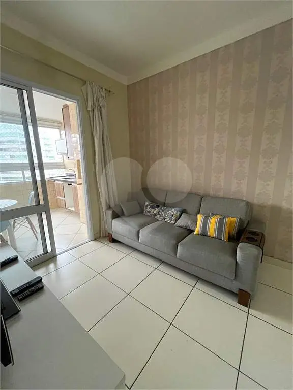Apartamento para Venda em Praia Grande, Guilhermina, 2 dormitórios, 2 suítes, 3 banheiros, 2 vagas