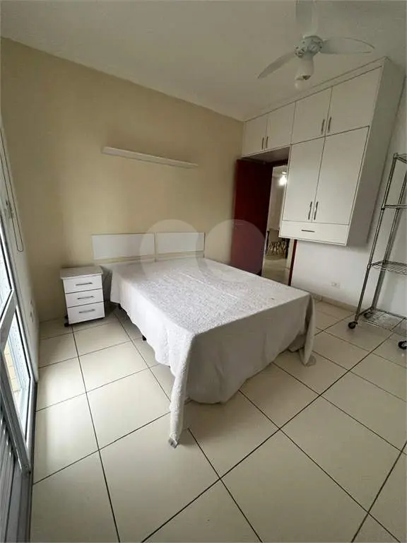 Apartamento para Venda em Praia Grande, Guilhermina, 2 dormitórios, 2 suítes, 3 banheiros, 2 vagas