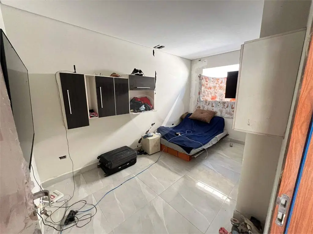 Casa para Venda em Praia Grande, Guilhermina, 2 dormitórios, 1 banheiro, 1 vaga