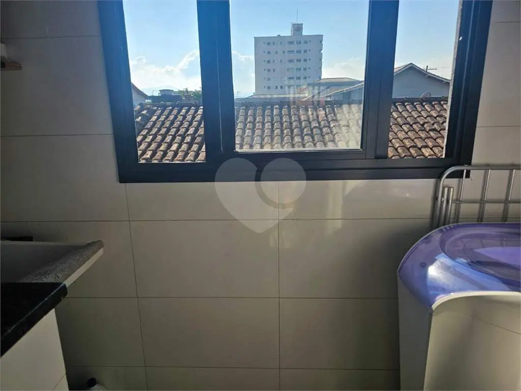 Casa para Venda em Praia Grande, Guilhermina, 2 dormitórios, 1 banheiro, 1 vaga