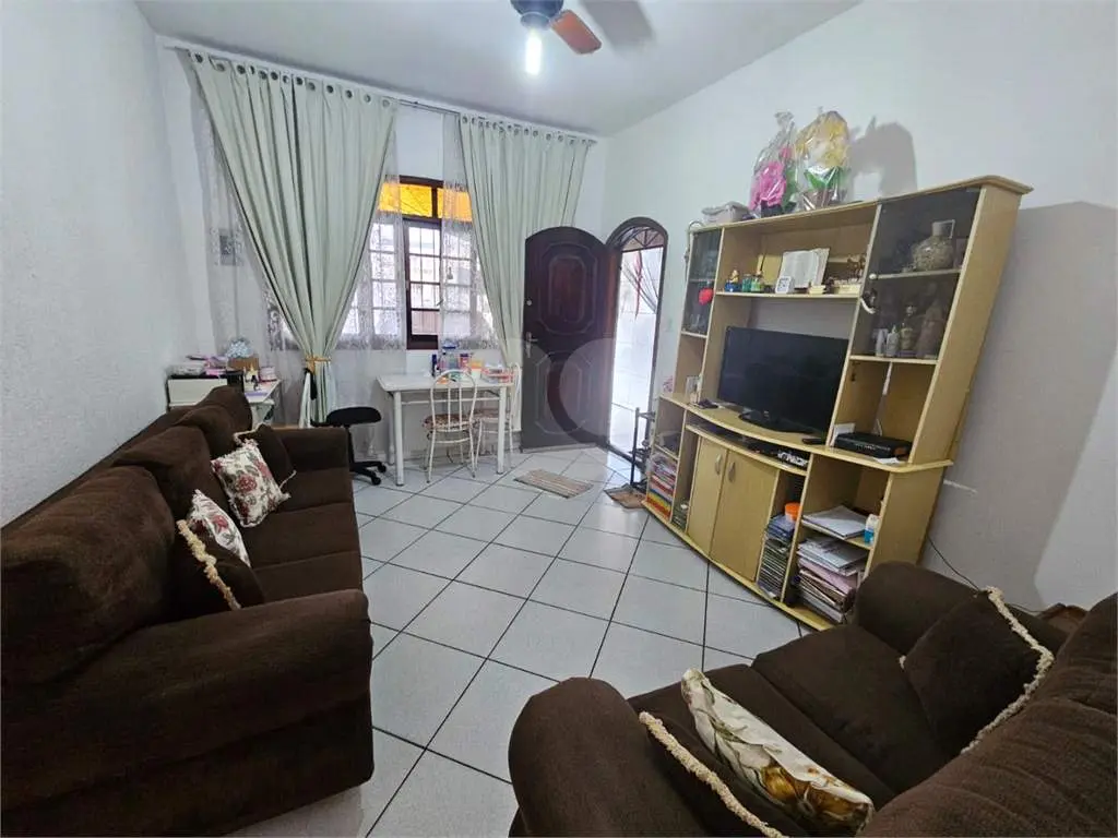 Casa para Venda em Praia Grande, Ocian, 2 dormitórios, 1 suíte, 2 banheiros, 2 vagas