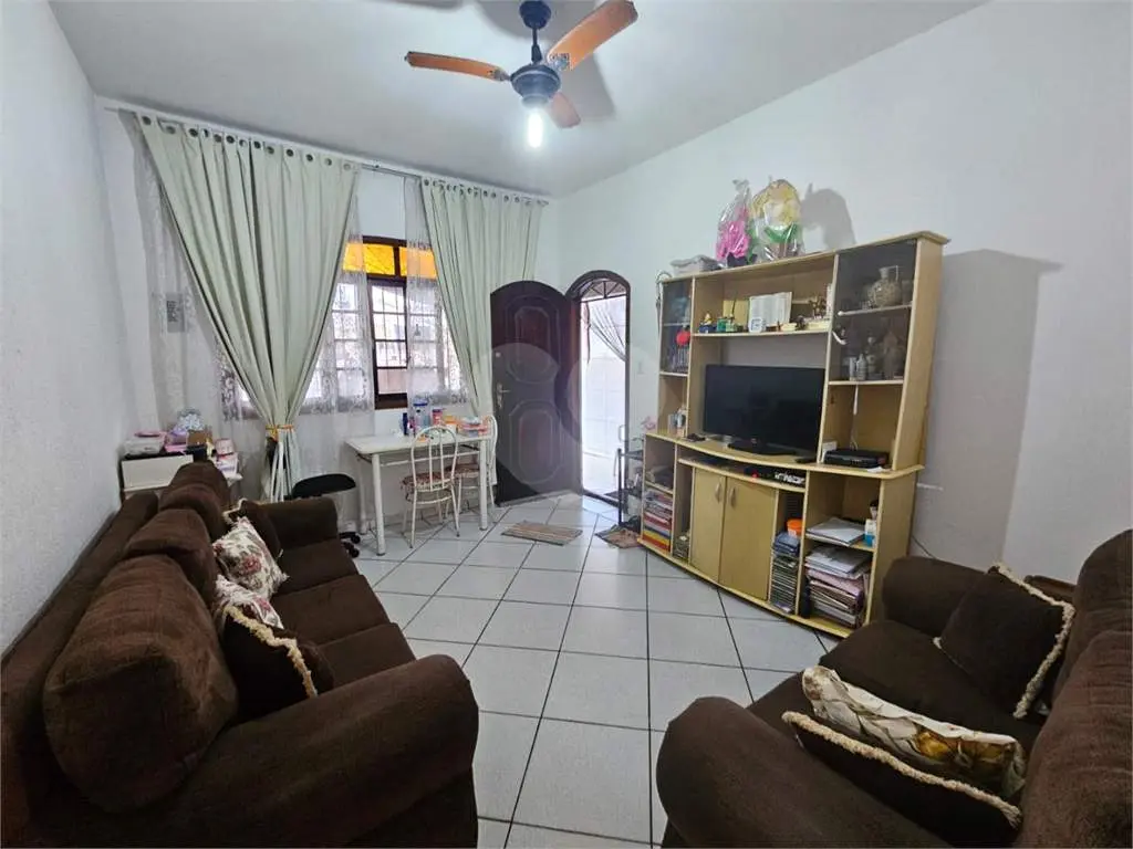 Casa para Venda em Praia Grande, Ocian, 2 dormitórios, 1 suíte, 2 banheiros, 2 vagas