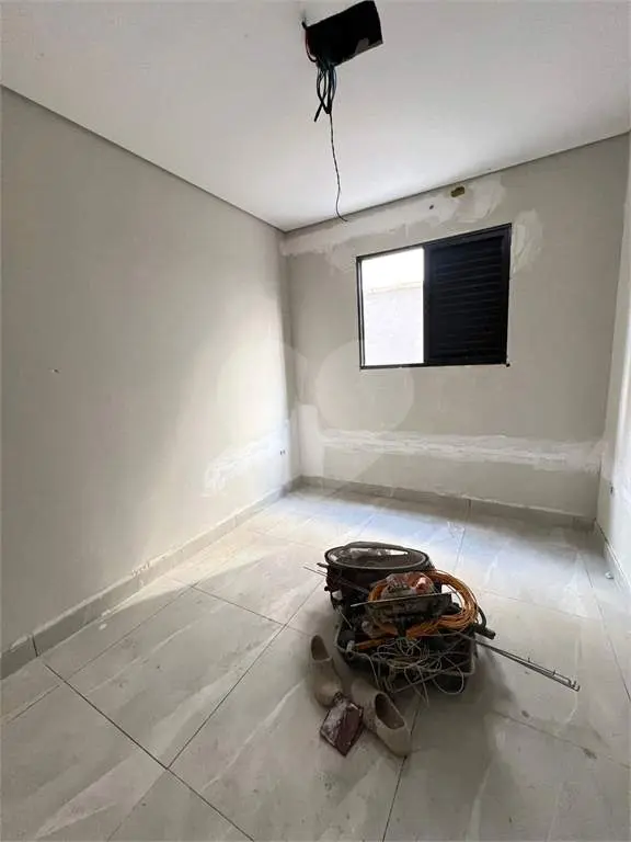 Casa para Venda em Praia Grande, Vila Guilhermina, 3 dormitórios, 1 suíte, 2 banheiros, 1 vaga