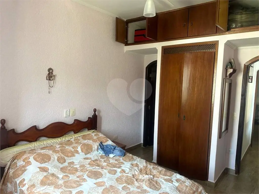 Casa para Venda em Praia Grande, Canto do Forte, 2 dormitórios, 1 suíte, 1 banheiro, 6 vagas