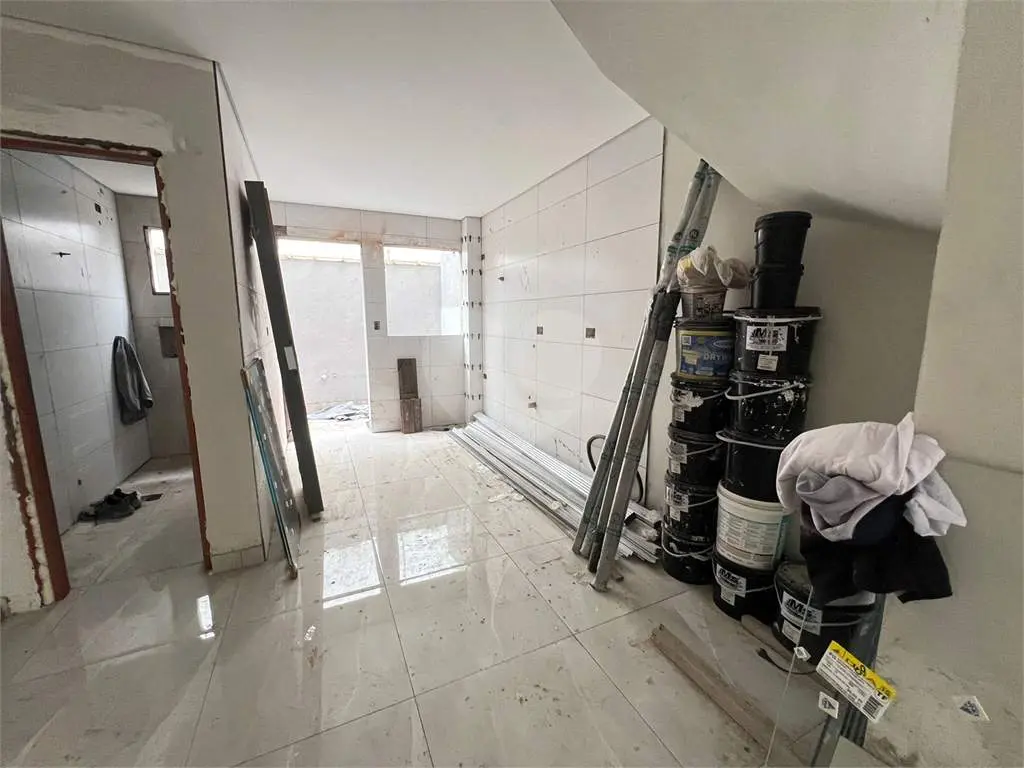 Casa para Venda em Praia Grande, Vila Guilhermina, 3 dormitórios, 1 suíte, 2 banheiros, 1 vaga