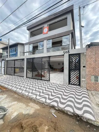 Casa para Venda em Praia Grande, Guilhermina, 2 dormitórios, 2 banheiros, 1 vaga