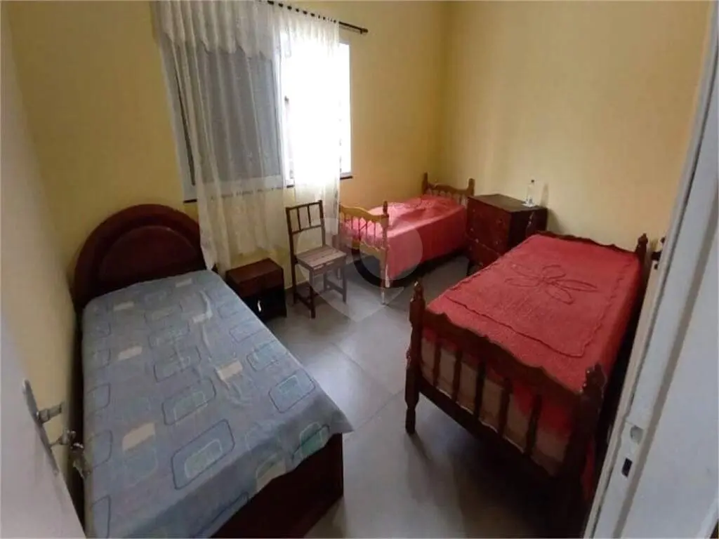 Casa para Venda em Praia Grande, Caiçara, 3 dormitórios, 1 suíte, 2 banheiros, 6 vagas