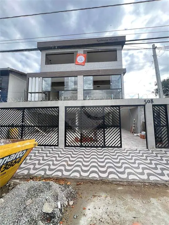 Casa para Venda em Praia Grande, Guilhermina, 2 dormitórios, 2 banheiros, 1 vaga
