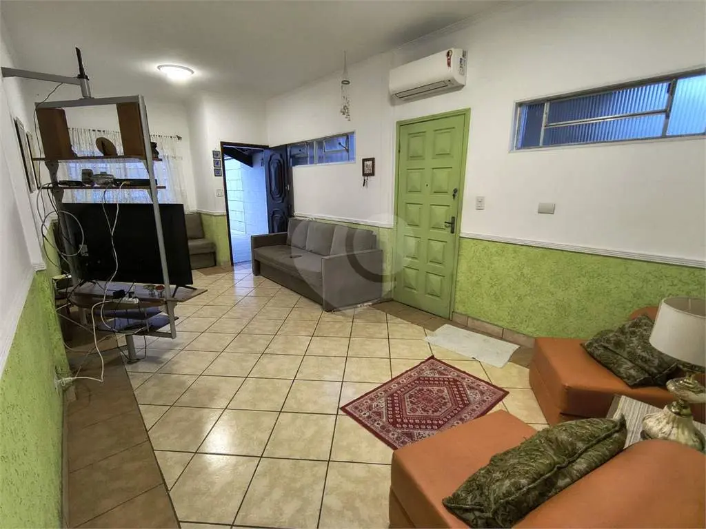 Casa para Venda em Praia Grande, Guilhermina, 2 dormitórios, 1 suíte, 1 banheiro, 3 vagas
