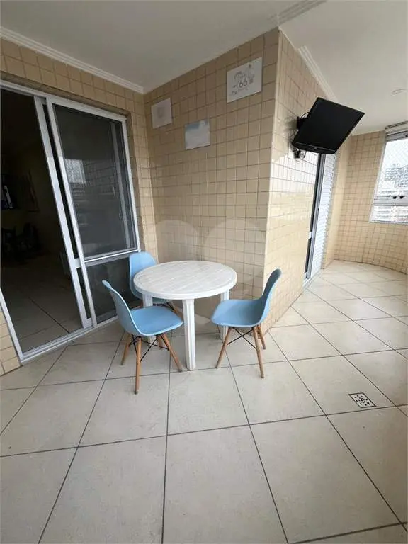 Apartamento para Venda em Praia Grande, Guilhermina, 2 dormitórios, 2 suítes, 3 banheiros, 2 vagas