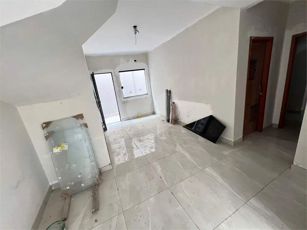Casa para Venda em Praia Grande, Vila Guilhermina, 3 dormitórios, 1 suíte, 2 banheiros, 1 vaga