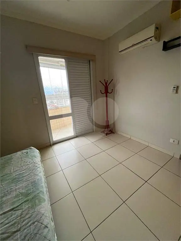 Apartamento para Venda em Praia Grande, Guilhermina, 2 dormitórios, 2 suítes, 3 banheiros, 2 vagas