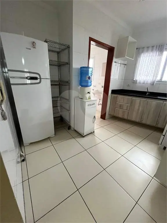 Apartamento para Venda em Praia Grande, Guilhermina, 2 dormitórios, 2 suítes, 3 banheiros, 2 vagas