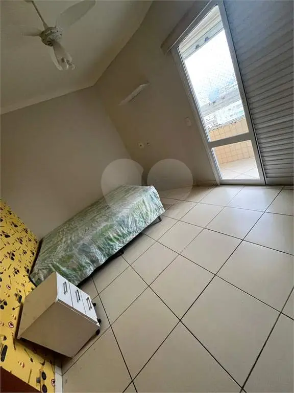 Apartamento para Venda em Praia Grande, Guilhermina, 2 dormitórios, 2 suítes, 3 banheiros, 2 vagas