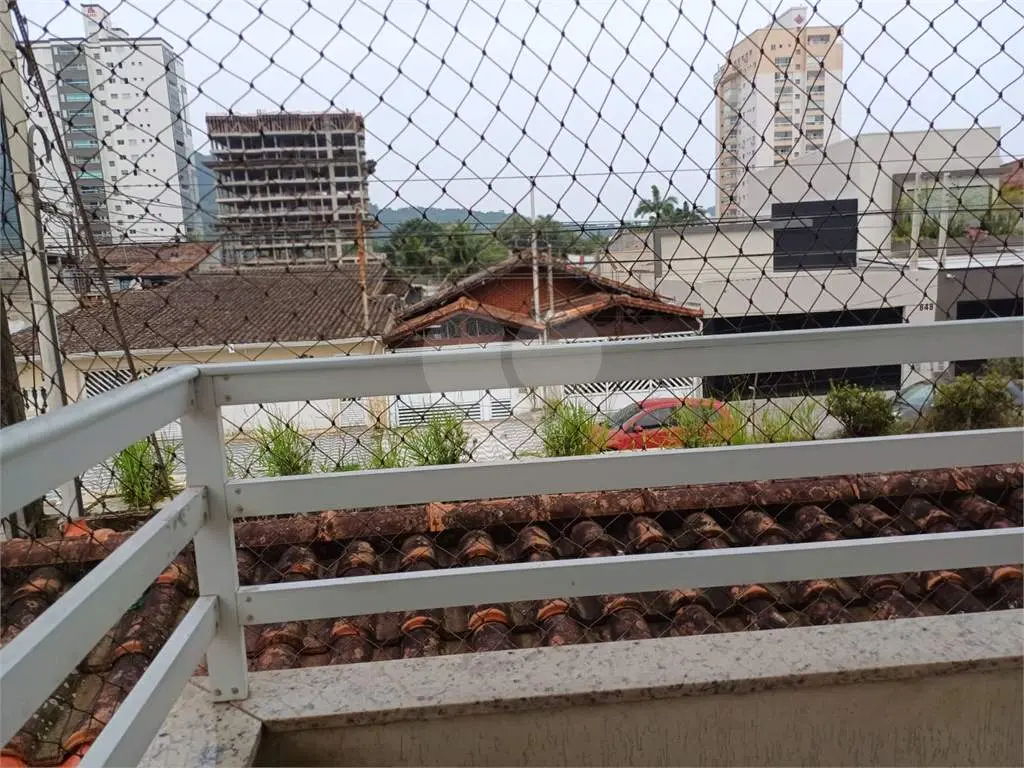 Sobrado para Venda em Praia Grande, Canto do Forte, 3 dormitórios, 1 suíte, 1 banheiro, 2 vagas