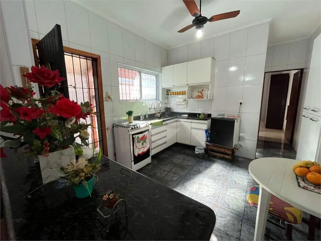 Casa para Venda em Praia Grande, Ocian, 2 dormitórios, 1 suíte, 1 banheiro, 2 vagas